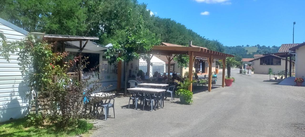 Les Berges Du Cele 호텔 Bagnac 외부 사진